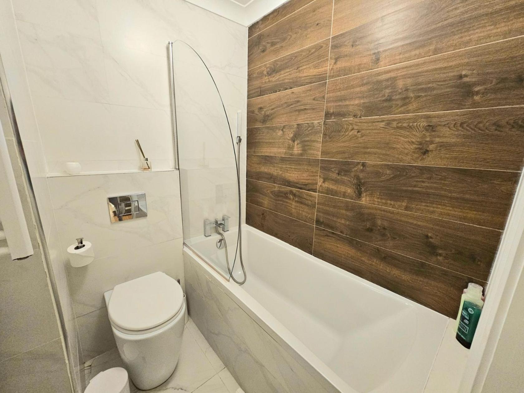 Stunning Hyde Park Home, Ground Floor Maisonette, Duplex, Near Tube Metro Stations Londra Esterno foto